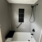 Shower installation