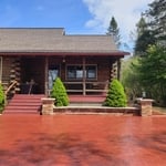 Concrete patio/sidewalk