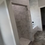 Shower+tub