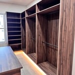 Walking closet