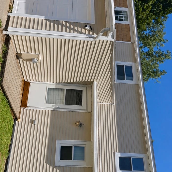 Vinyl siding replacement