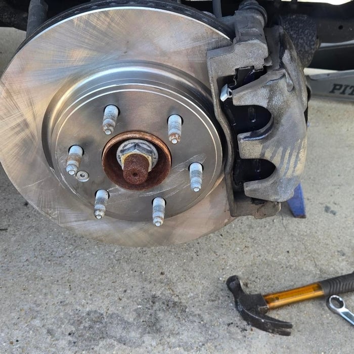 (Mechanic) Lori Brakes