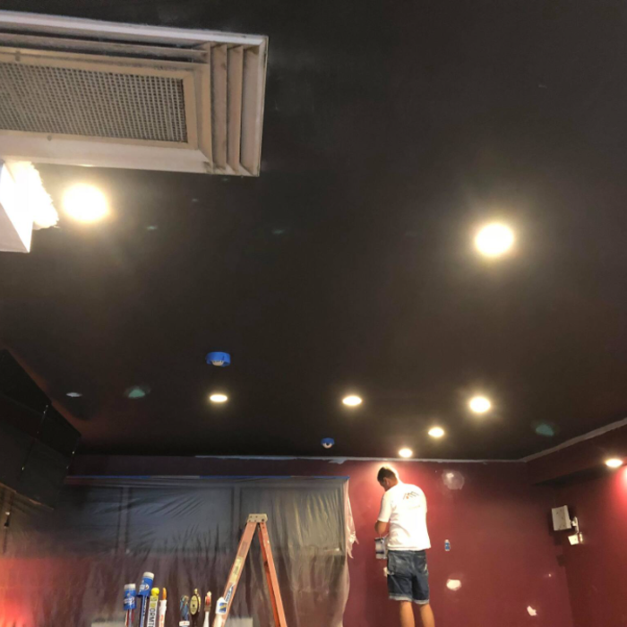 Bar-resturant