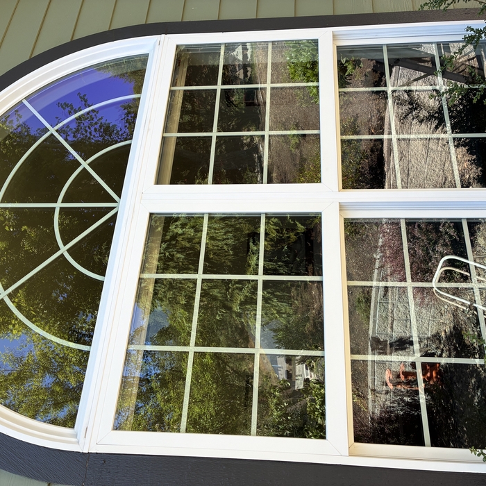 Exterior window cleaning