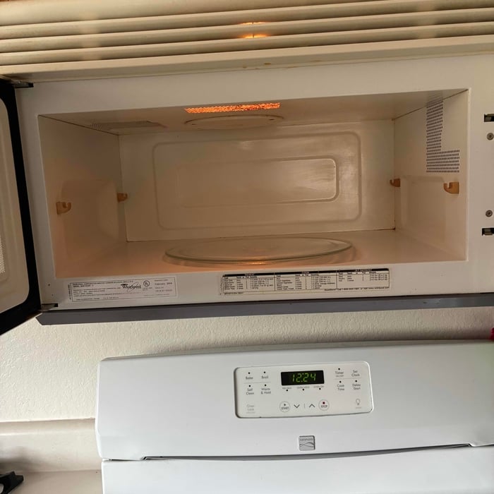 Full kitchen deep clean