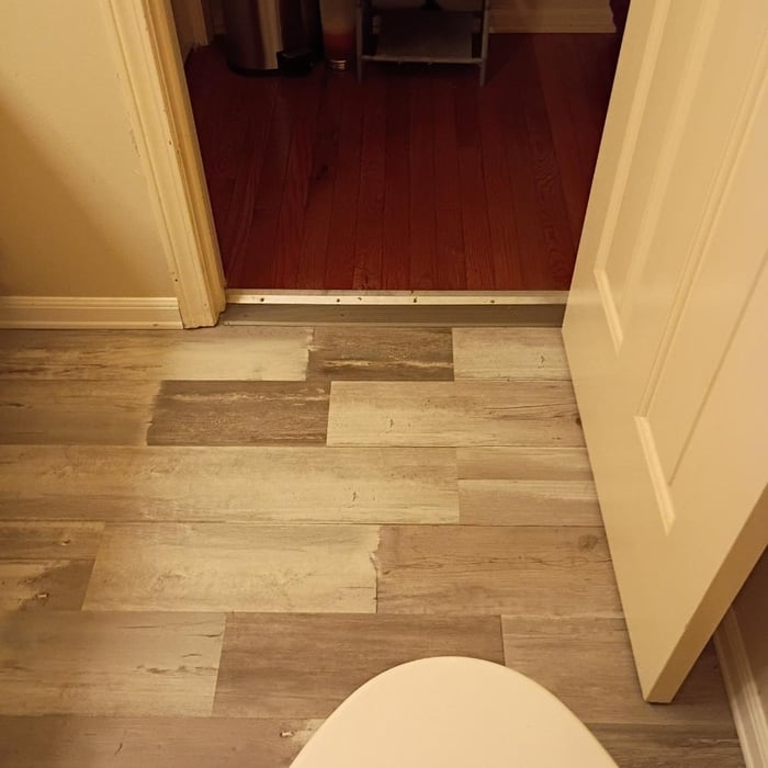 Vinyl plank