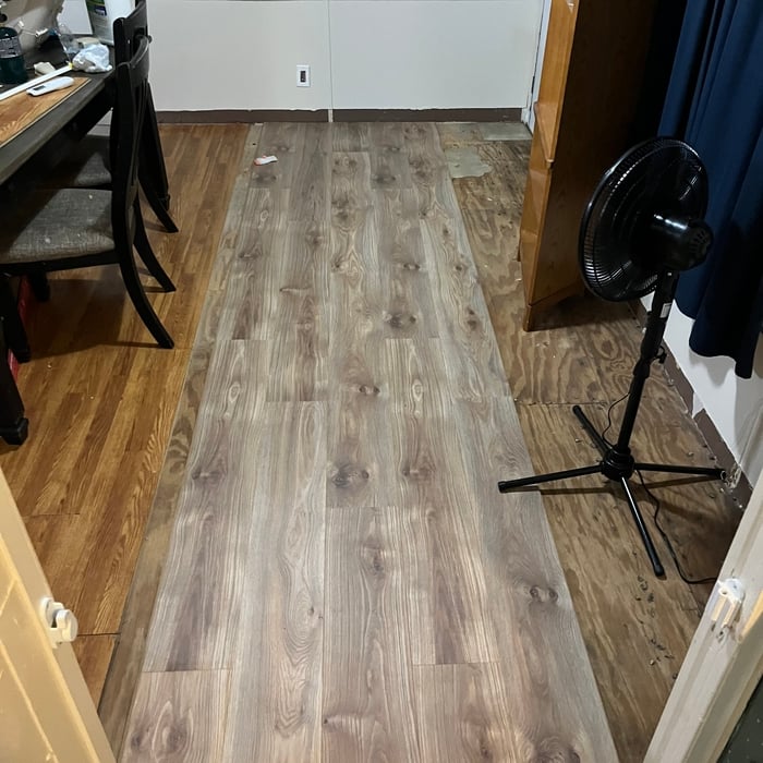 Laminate floor install