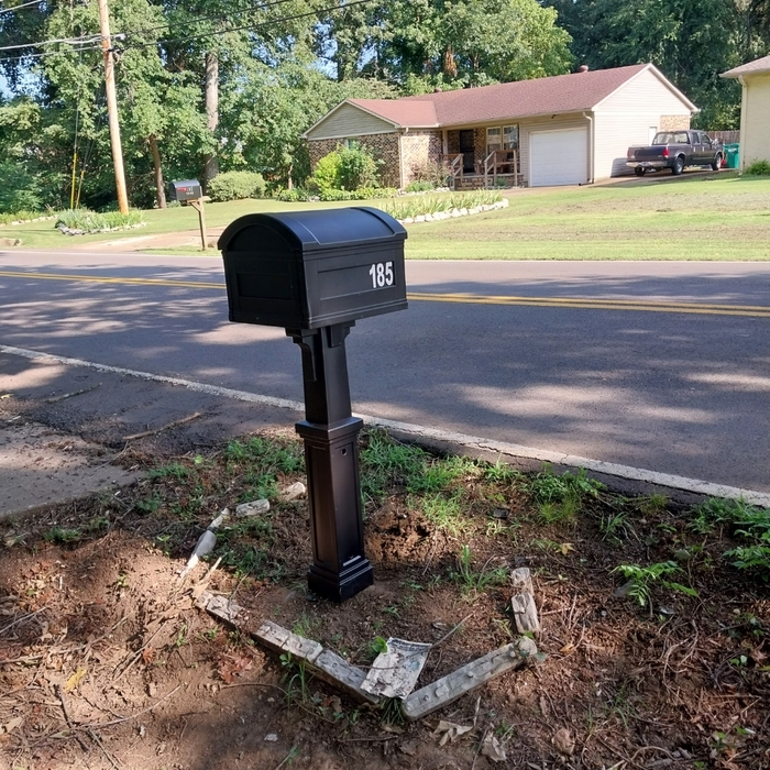 Installed mailbox