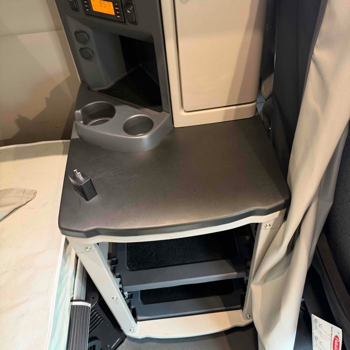 Interior Deep Cleaning