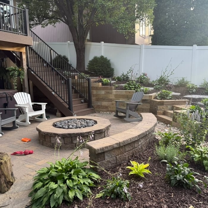 Patio & Fireplace