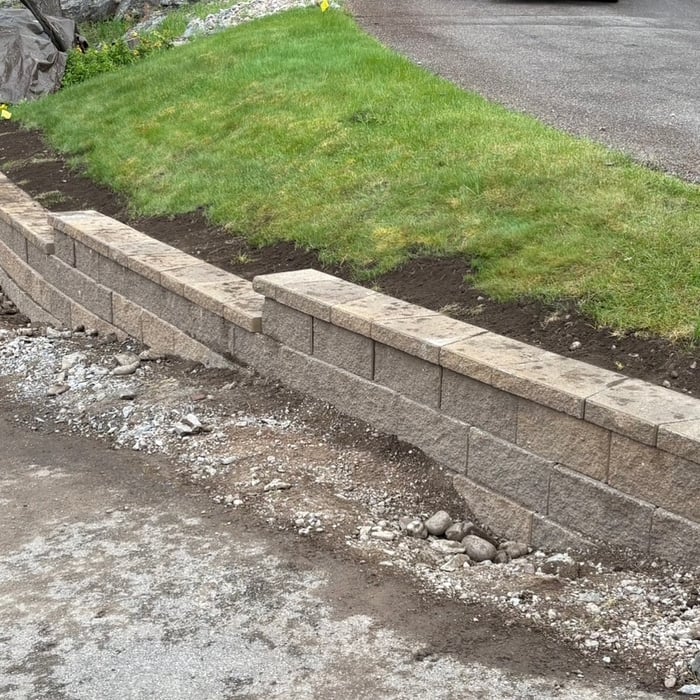 Retaining wall