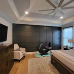 DARK ACCENT WALL GRID