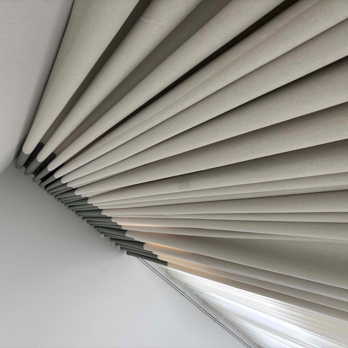 Curtain hanging 20ft