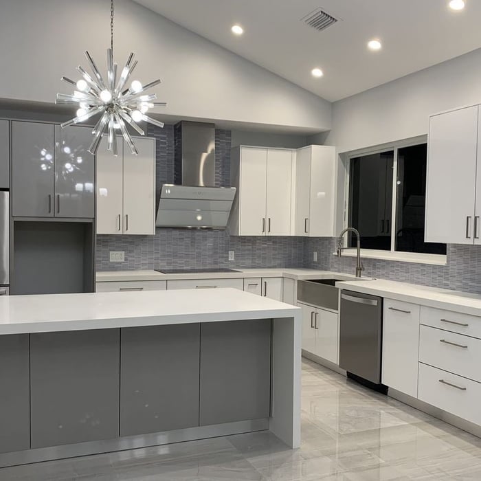 Sleek Modern Kitchen