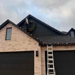 Holiday lighting