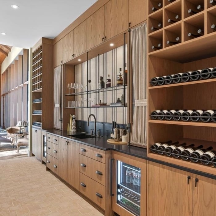 wine bar