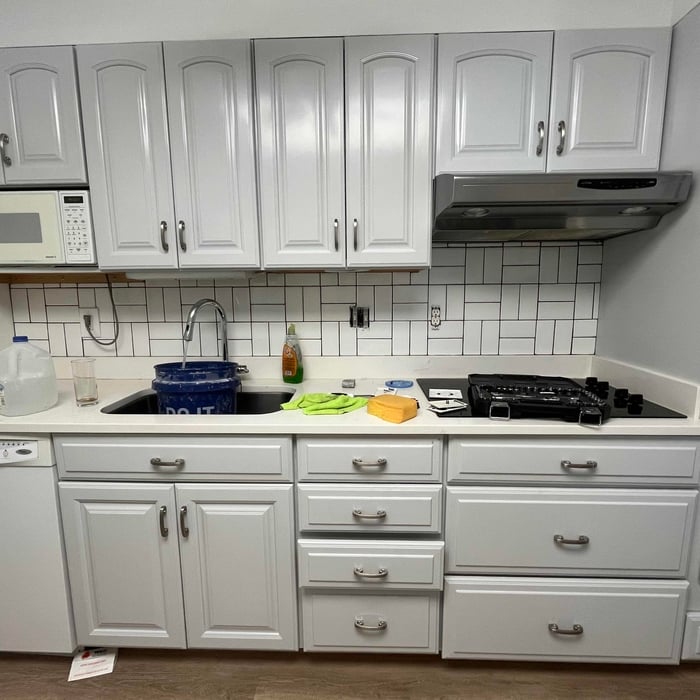 Kitchen backsplash