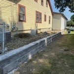 Retaining wall build