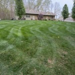 Weekly Lawn Maintenance