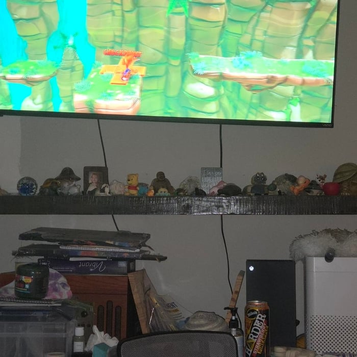 Floating shelf