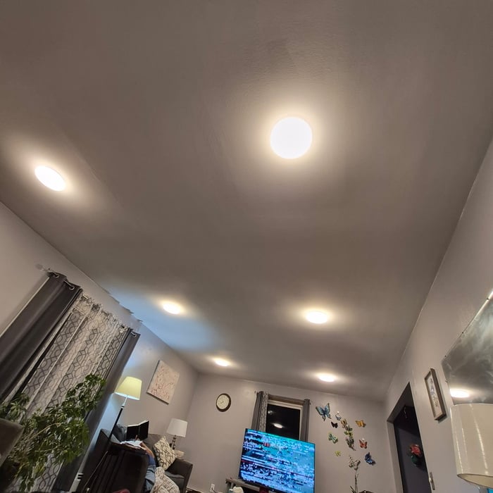 Light fixtures