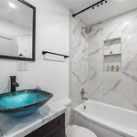 Tub Bathroom