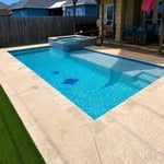 Custom Pools & Spas
