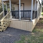 Deck w/stairs
