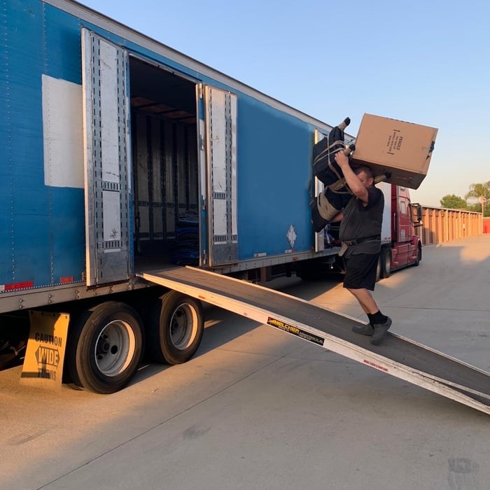 Mayzlin Relocation LLC