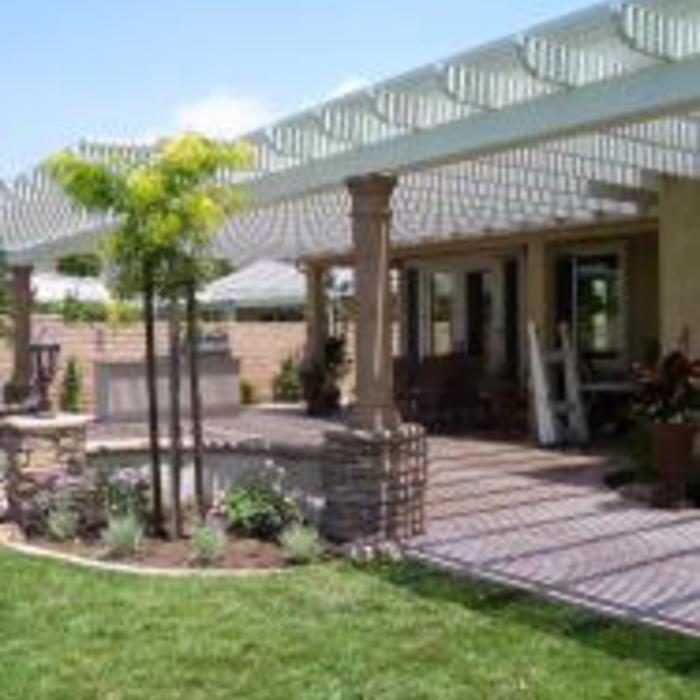 Alumawood Lattice with Stone Columns