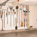 Grdn tls. on pegboard