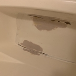 Tub before resurfacing