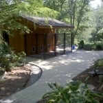 DOG KENNEL PAVER PATIO