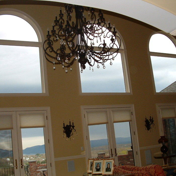 windows tinted with Llumar N1040