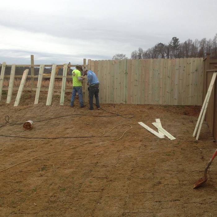 Building a straight fence