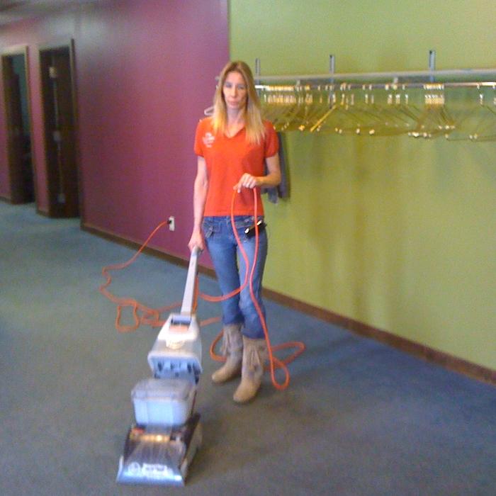 Misty - carpet cleaning tech