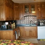 Classic Oak with Architectural Tin Backsplash