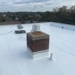 Flat roof service/silicone sealant