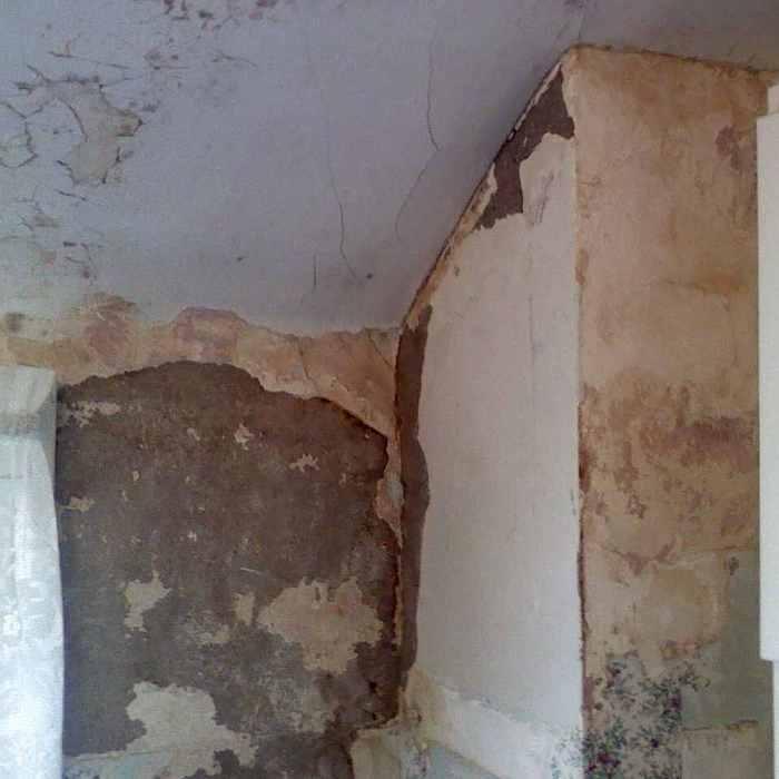 Plaster Badly Damaged By Water (Roof Leak)