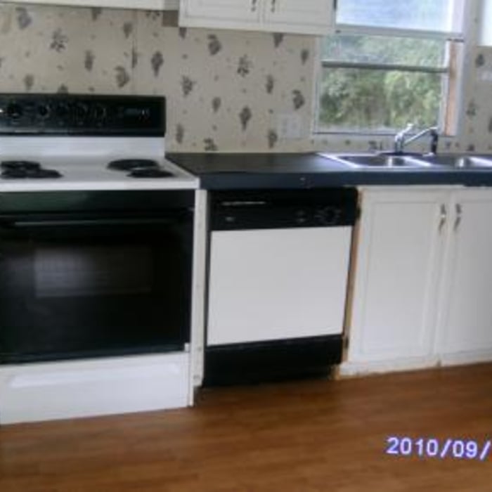 move out kitchen