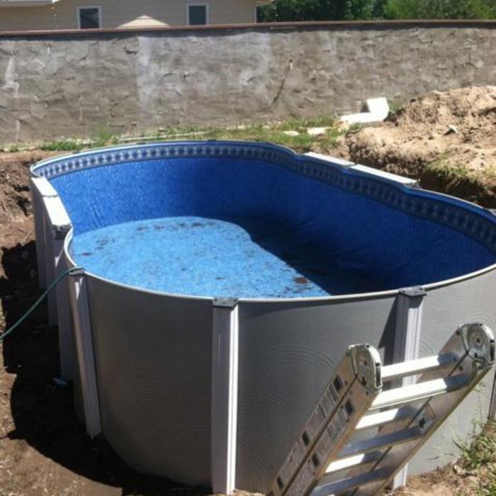 Above ground pool liner replacement