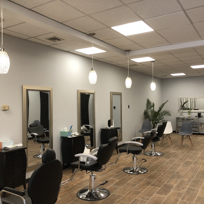 Smiley Eyes Salon