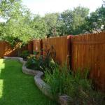 Traditional Landscape - Cozy Green Medium Wood Privacy Fence