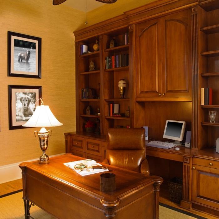 Home Office in Wood with Raised Panel Faces