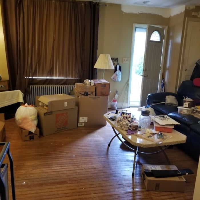 E&J Living Room Before Photo