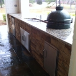 outdoor kitchen