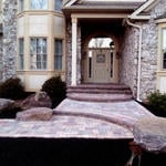 Imperant Residence - Front Walk & Steps