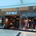 Zumiez