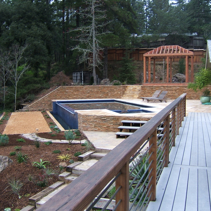 Pool & Spa with vanishing edge - After
