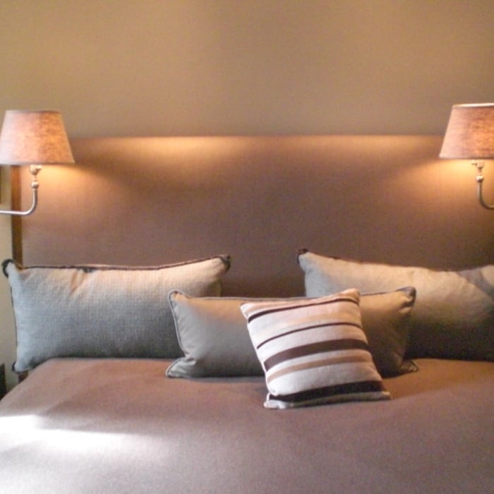 Bedroom reading lights